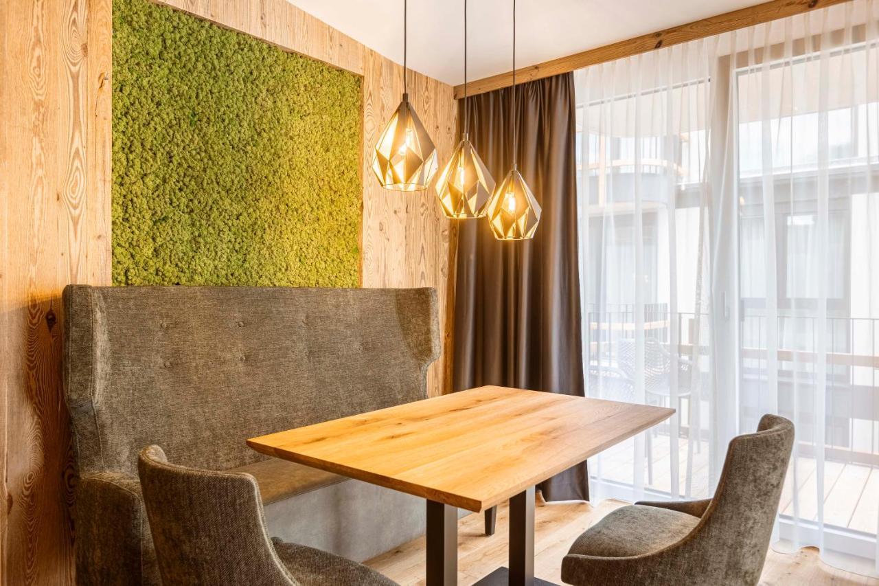 Zillertal Suites Fuegen By Alps Resorts Eksteriør billede