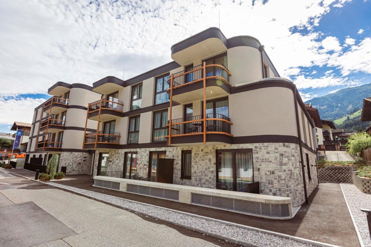 Zillertal Suites Fuegen By Alps Resorts Eksteriør billede