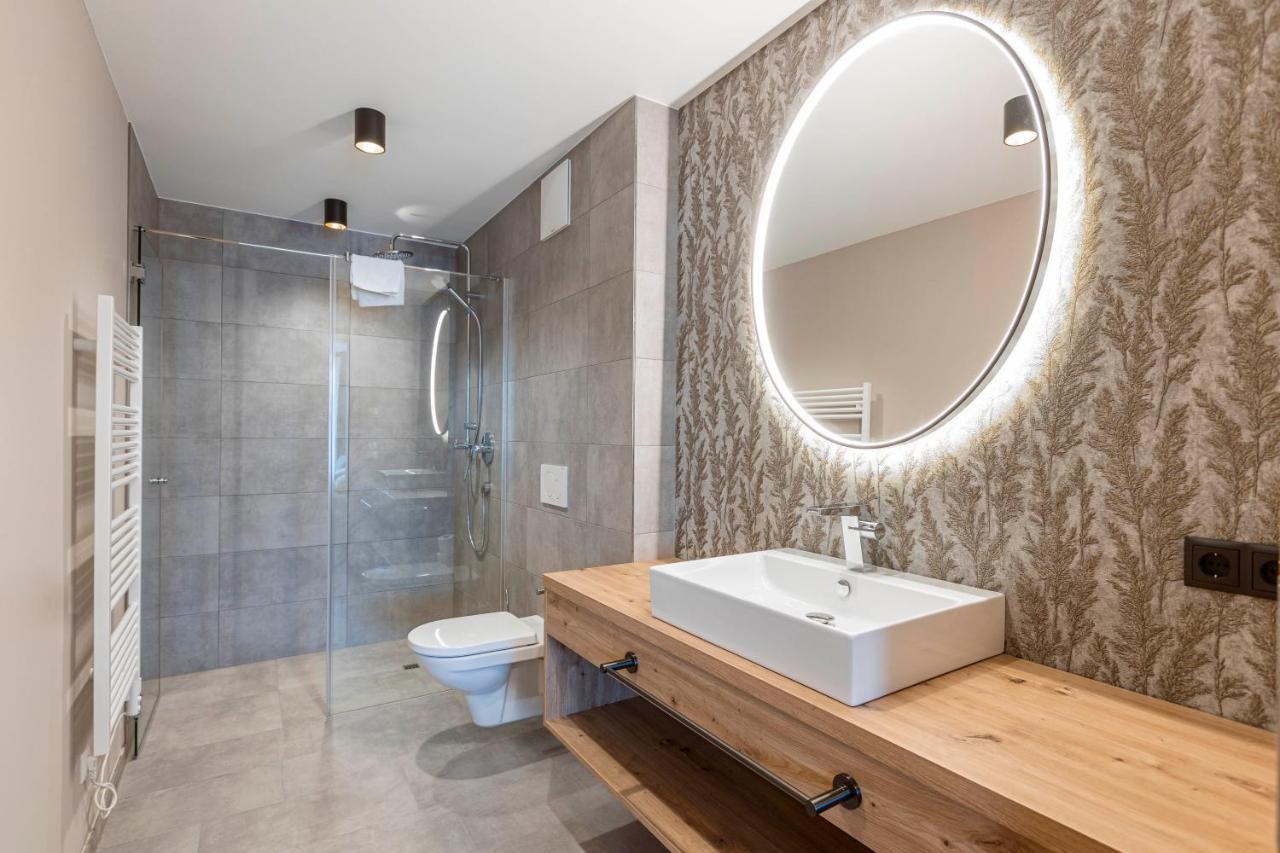 Zillertal Suites Fuegen By Alps Resorts Eksteriør billede