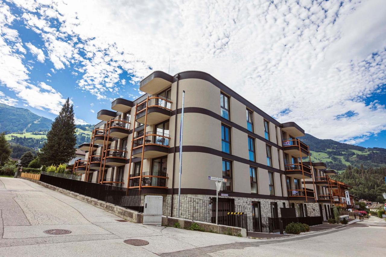 Zillertal Suites Fuegen By Alps Resorts Eksteriør billede