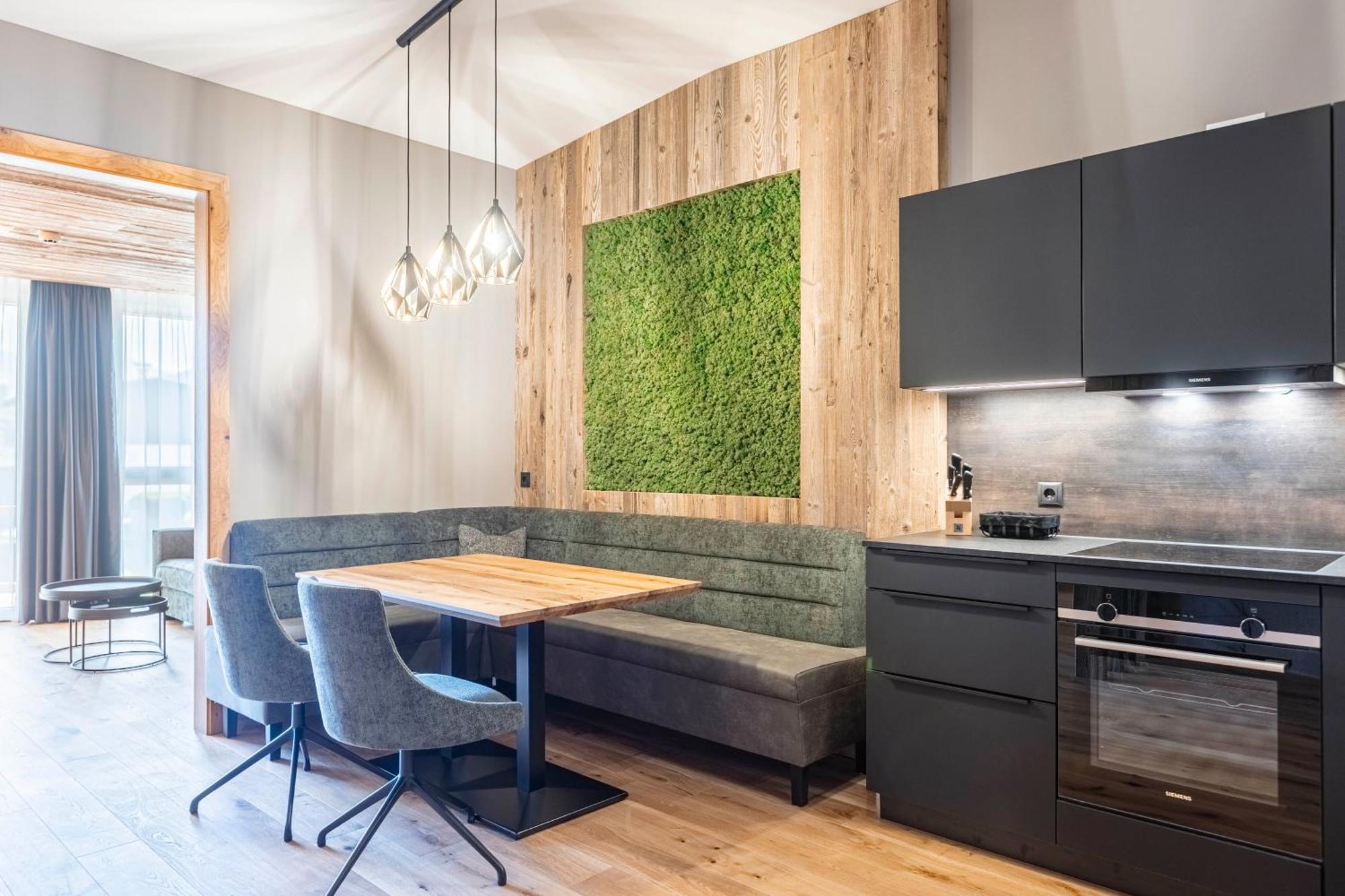 Zillertal Suites Fuegen By Alps Resorts Eksteriør billede